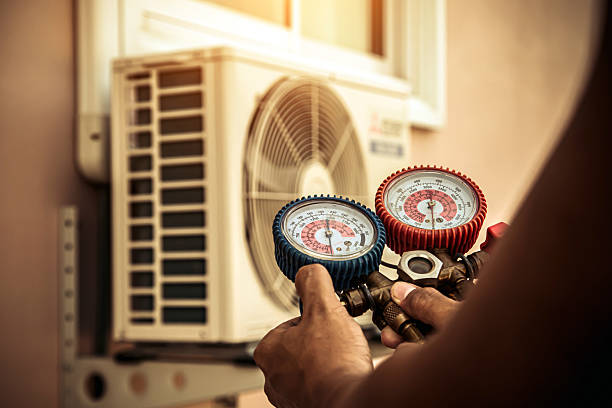 Professional Ac Installation technician working in Dresden, OH